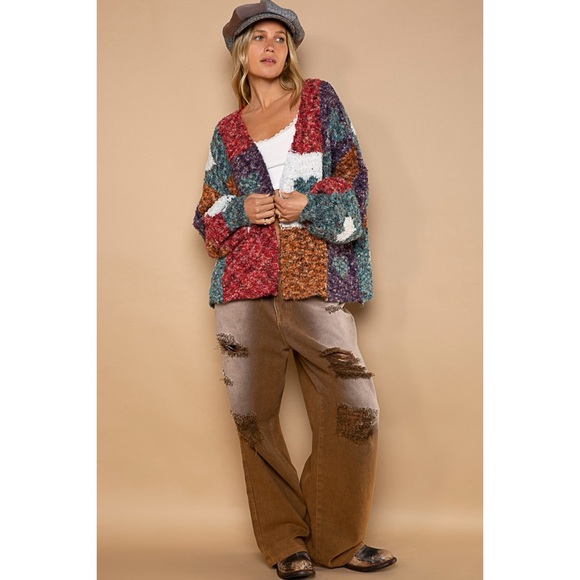 POL Checkerboard Heart Patterned Oversized Cardigan in Red Brick Multi - Picture 6 of 8